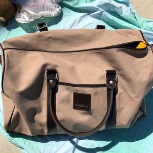 Big classy duffle bag